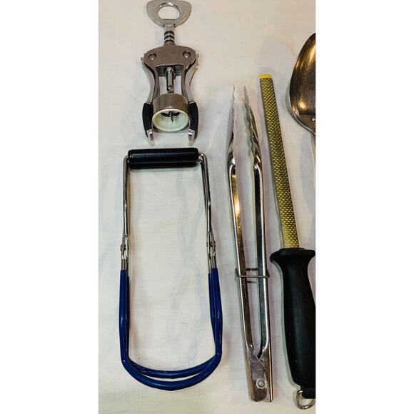 Kitchen Utensils Lot 12 Scoop Tongs Forks Spoon Whisk Sharpener Opener Peeler - Picture 3 of 8